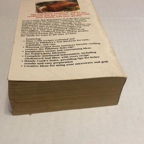 The Pillsbury CookBook   - Picture 4 of 6